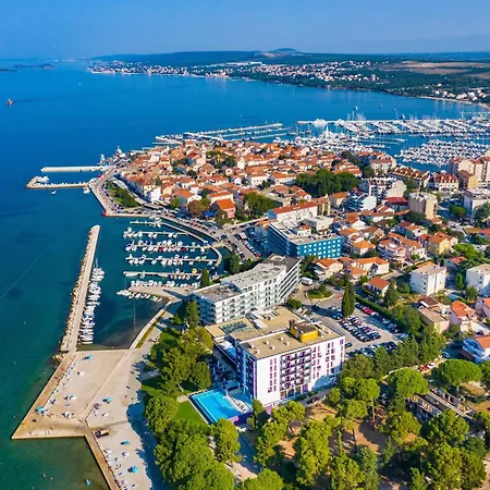 With Parking Space Biograd Na Moru, Biograd - 24357 Apartman Biograd Na Moru